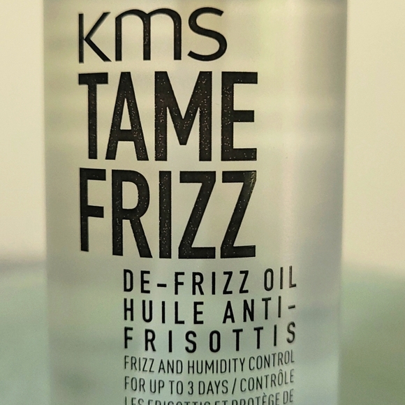KMS Tame Frizz De-Frizz Oil - Picture 2 of 6